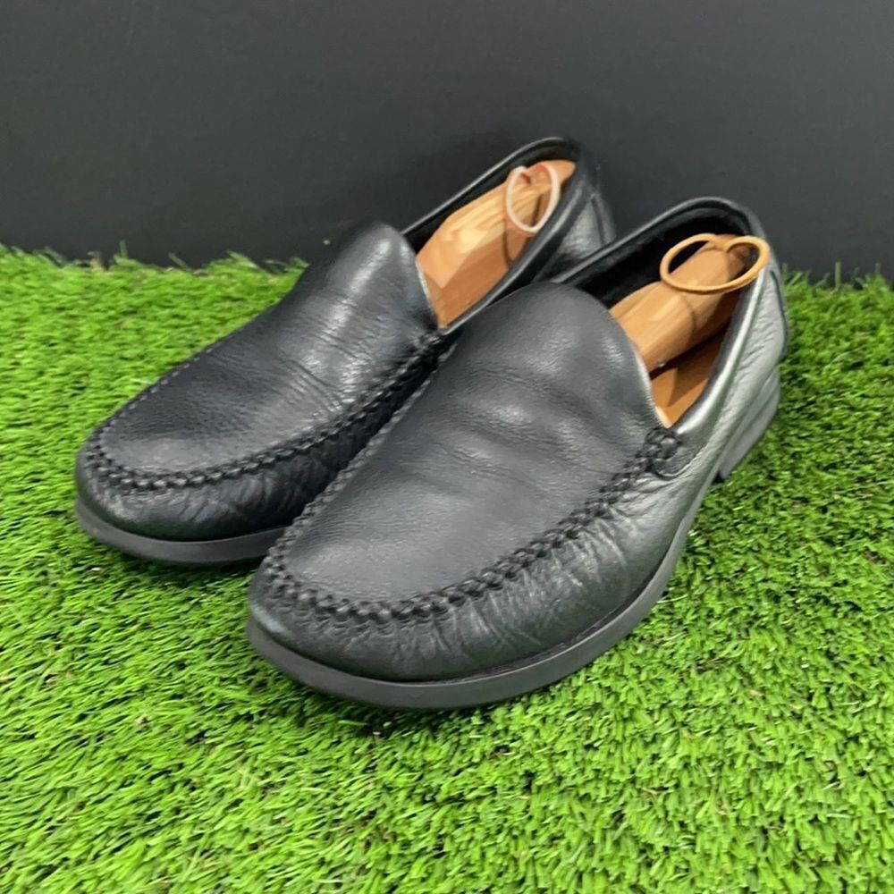 The Walking Company Black Loafers